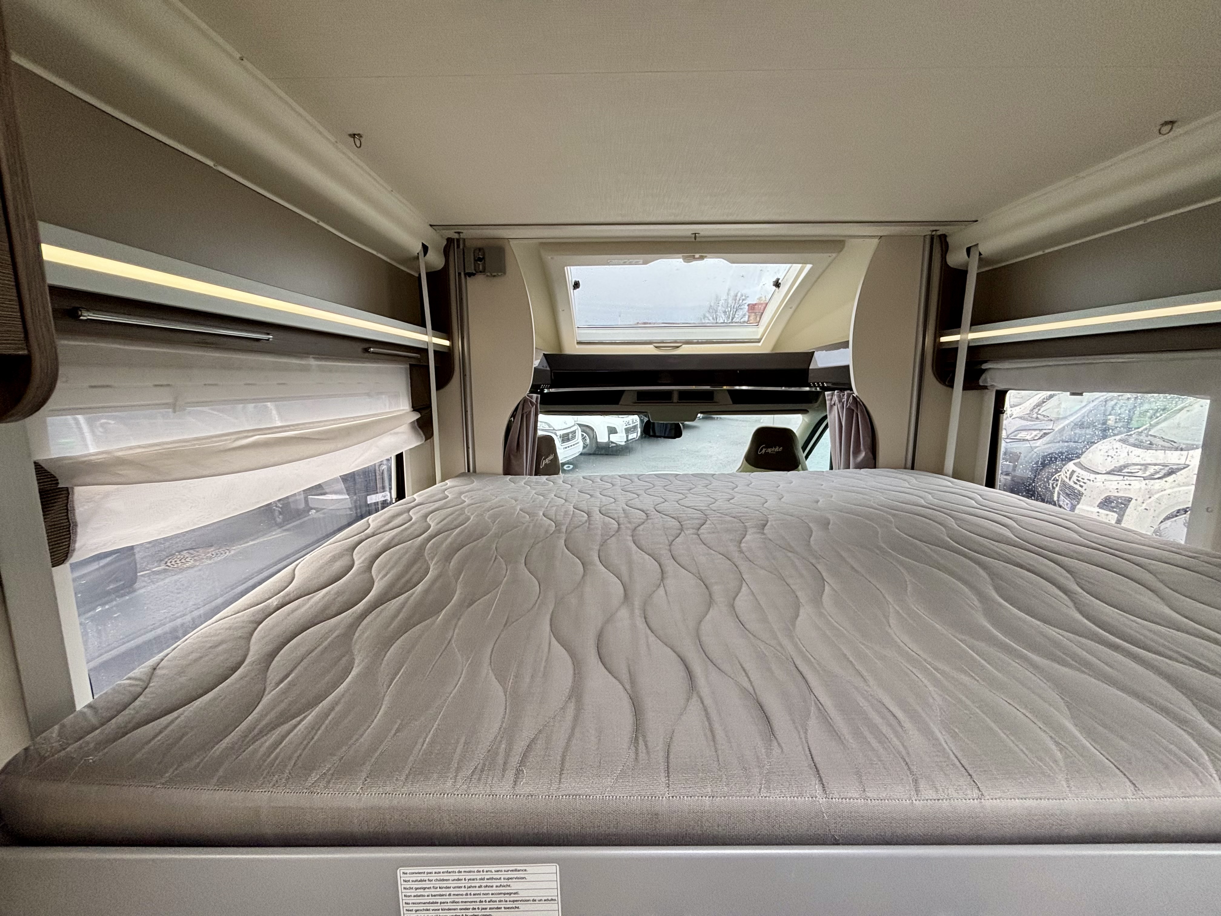 CAMPING CAR CHALLENGER 260 Graphite edition