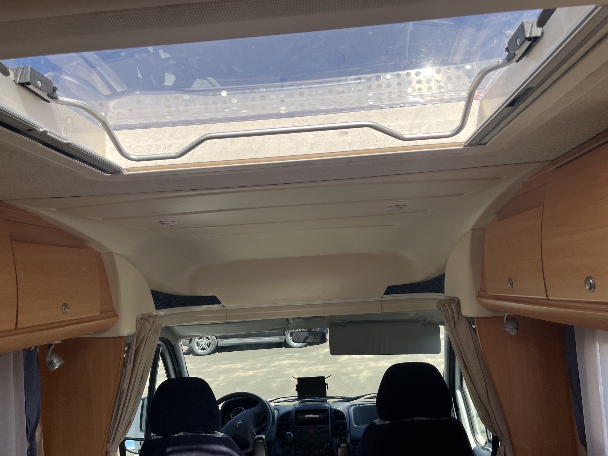 CAMPING CAR PILOTE P 650 AVENTURA