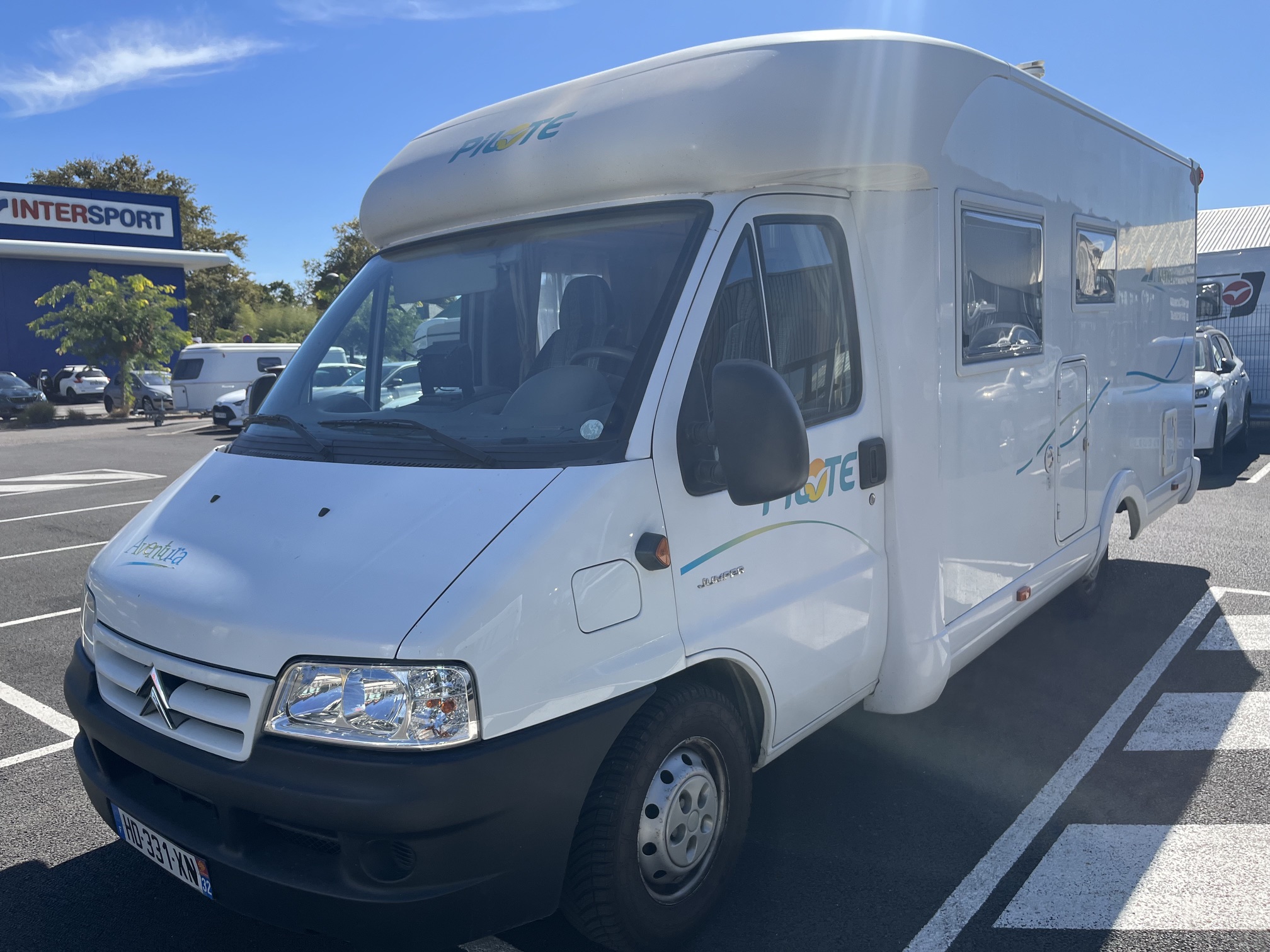CAMPING CAR PILOTE P 650 AVENTURA