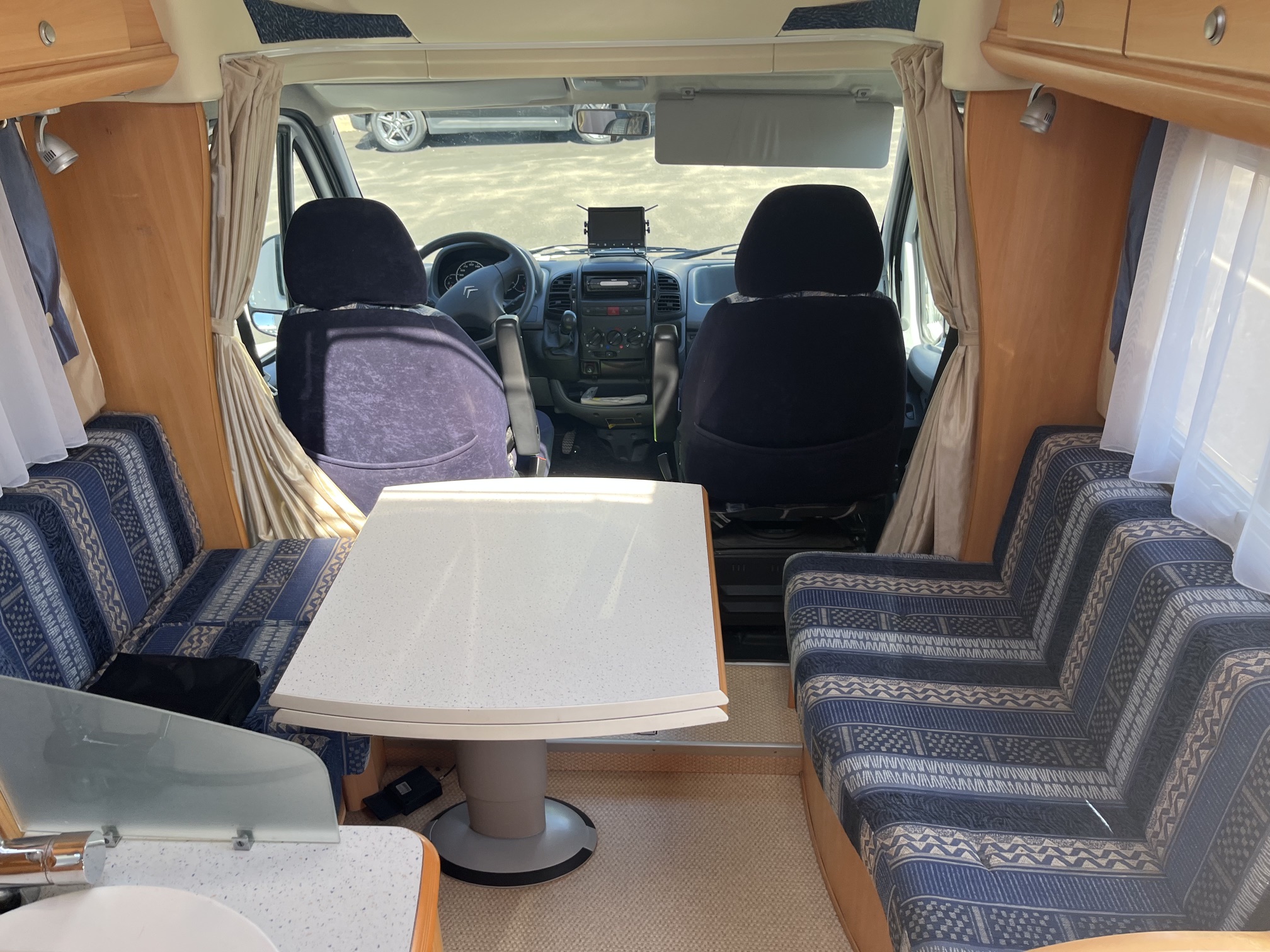 CAMPING CAR PILOTE P 650 AVENTURA